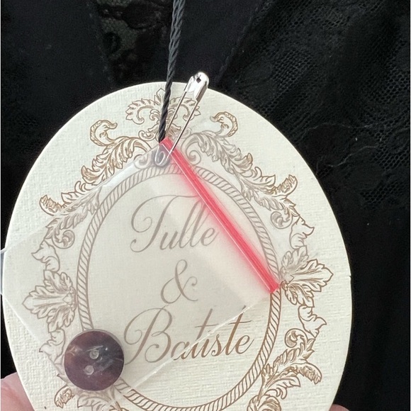 NWT TULLE & BATISTE midi black lace dress XL Sz 14-16 cinch waist v-neck - Picture 6 of 9